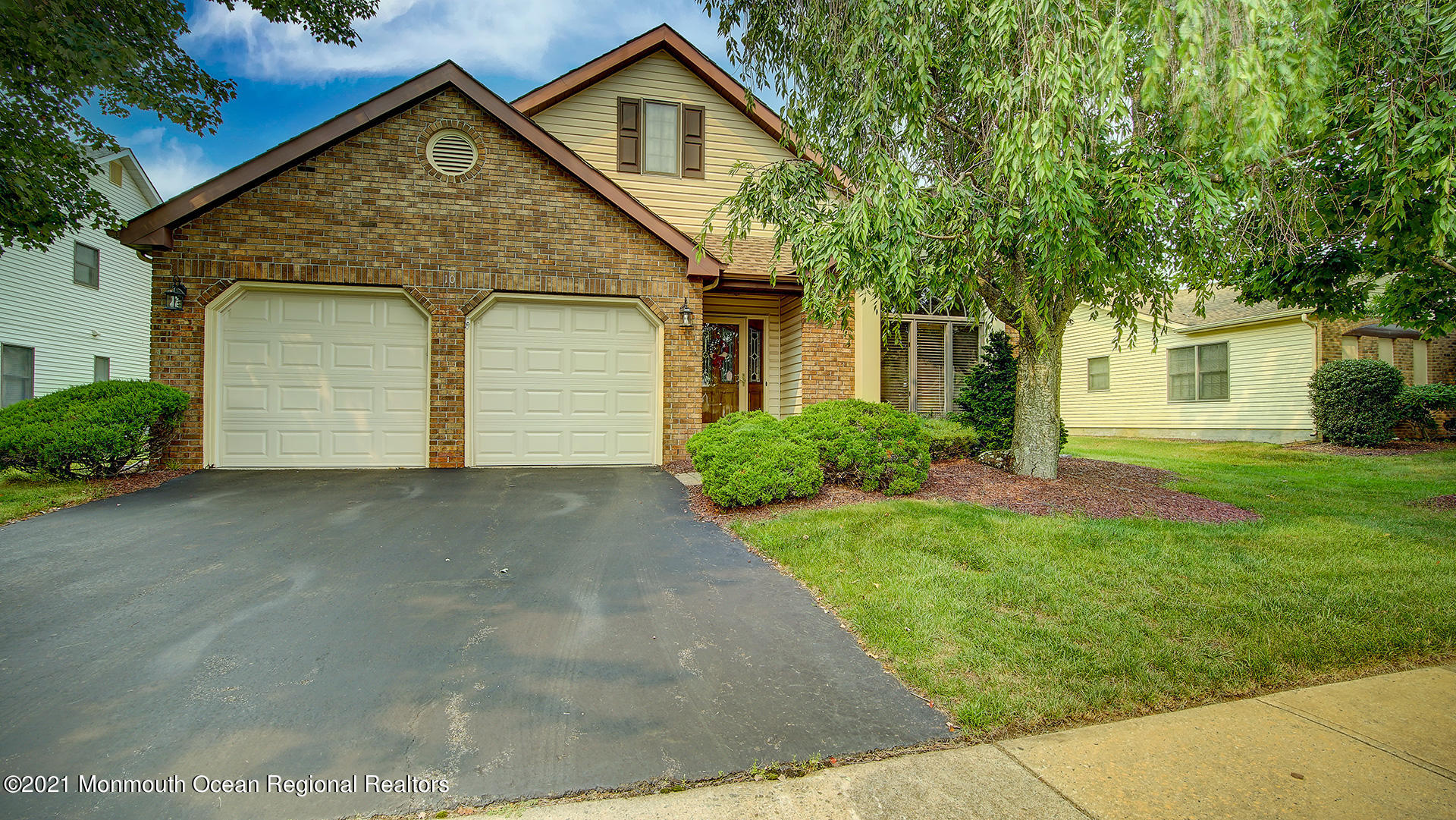 10 Benchley Drive, Marlboro, NJ 07746 MLS 22123582 Coldwell Banker