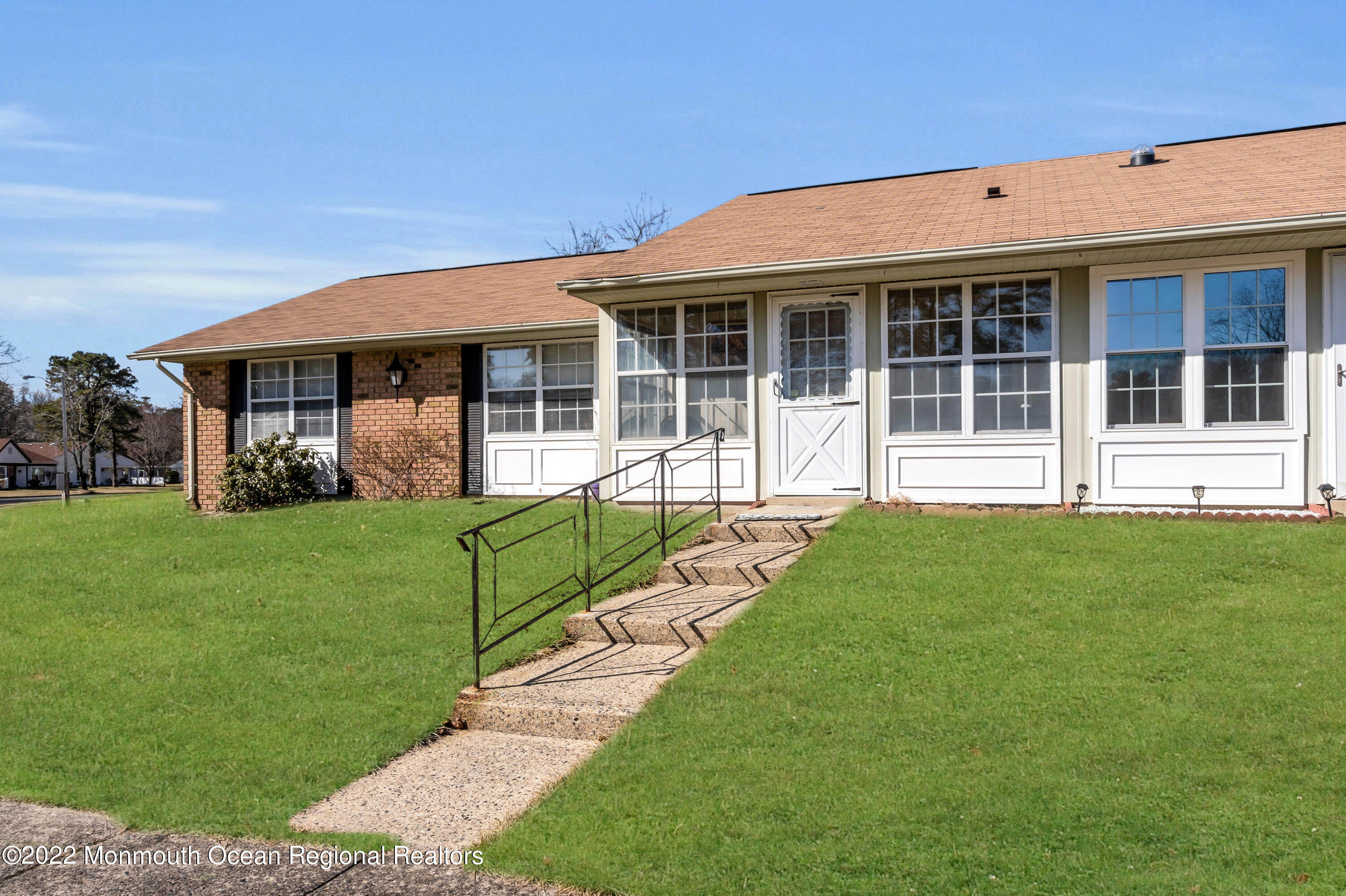 Listing view 3