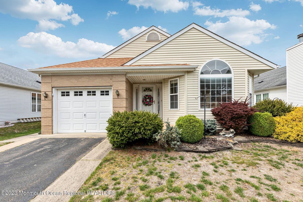 363 Jamaica Boulevard, Toms River, NJ 08757 MLS 22326974 Coldwell