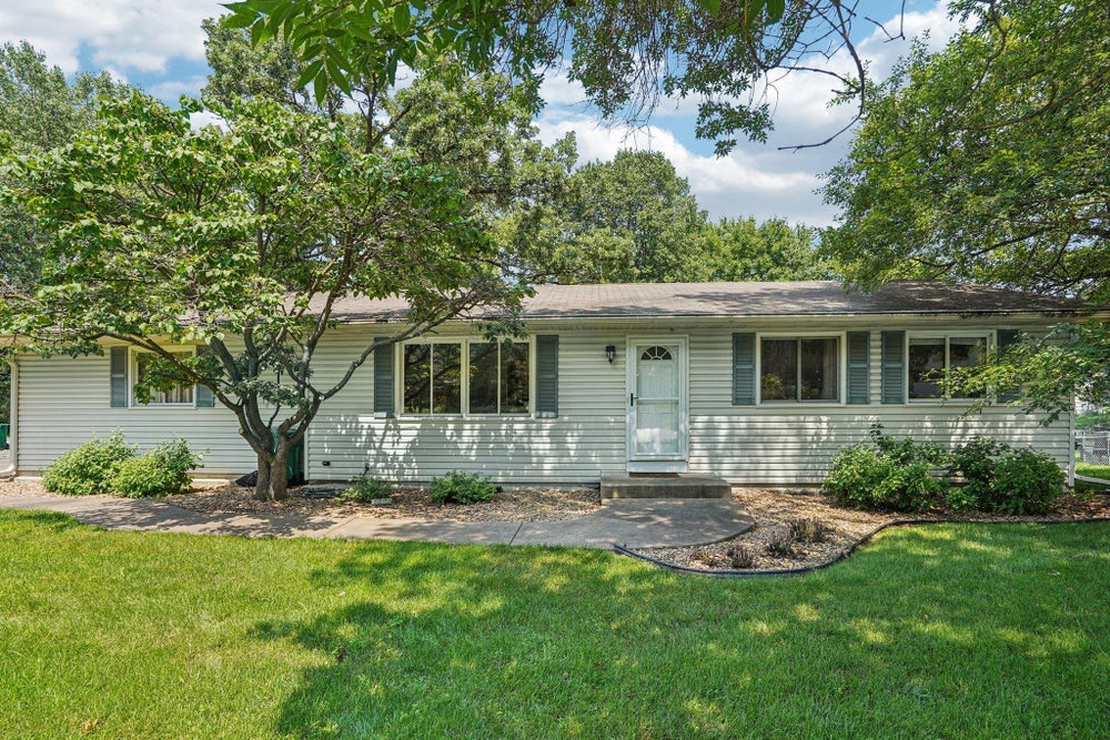 13882 62nd Avenue N, Maple Grove, MN 55311 - MLS# 6761576 - Coldwell Banker