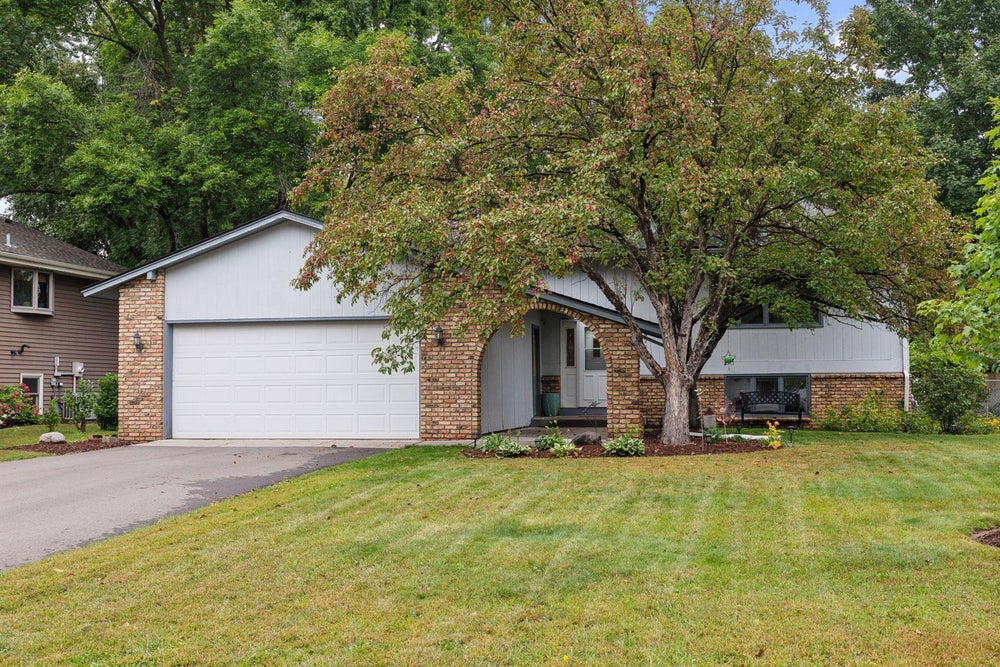 6471 Arthur Street Ne, Fridley, MN 55432 - MLS# 6784373 - Coldwell Banker