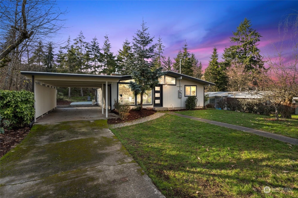 2409 Trenton Avenue, Bremerton, WA 98310 - MLS# 2201181 - Coldwell Banker