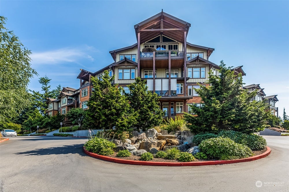 11801 Harbour Pointe Boulevard 212, Mukilteo, WA 98275 MLS 2213848