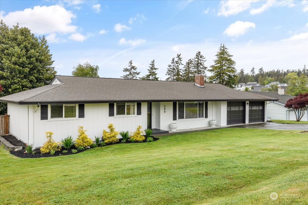 569 SW Thornberry Drive, Oak Harbor, WA 98277 MLS 2230958 Coldwell