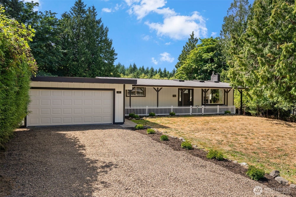 24515 Madura Drive Ne, Kingston, WA 98346 - MLS# 2417697 - Coldwell Banker