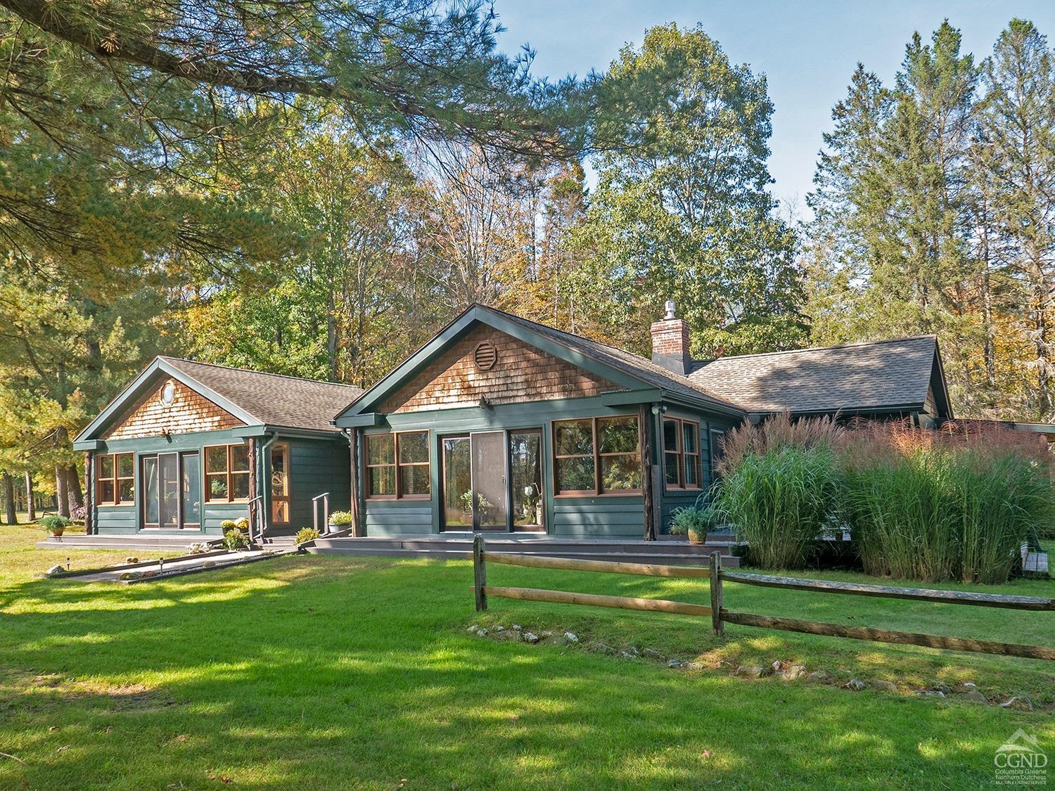 Beautiful Dutchess Country Home Comes with 17-Acre Farm and