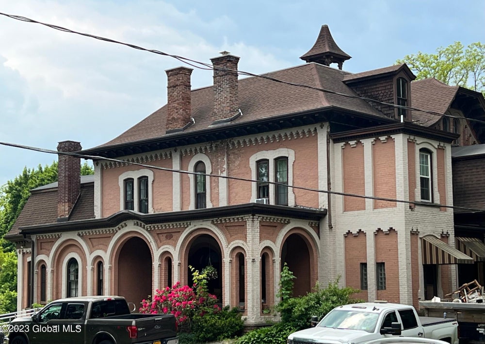 20 Prins Hill Way, CastletonOnHudson, NY 12033 MLS 202318627 Coldwell Banker