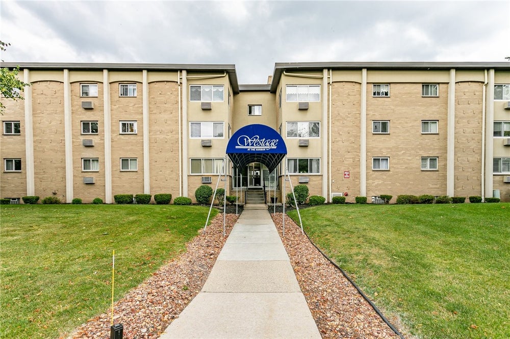 601 Westage At The, Rochester, NY 14617 MLS R1481059 Coldwell Banker