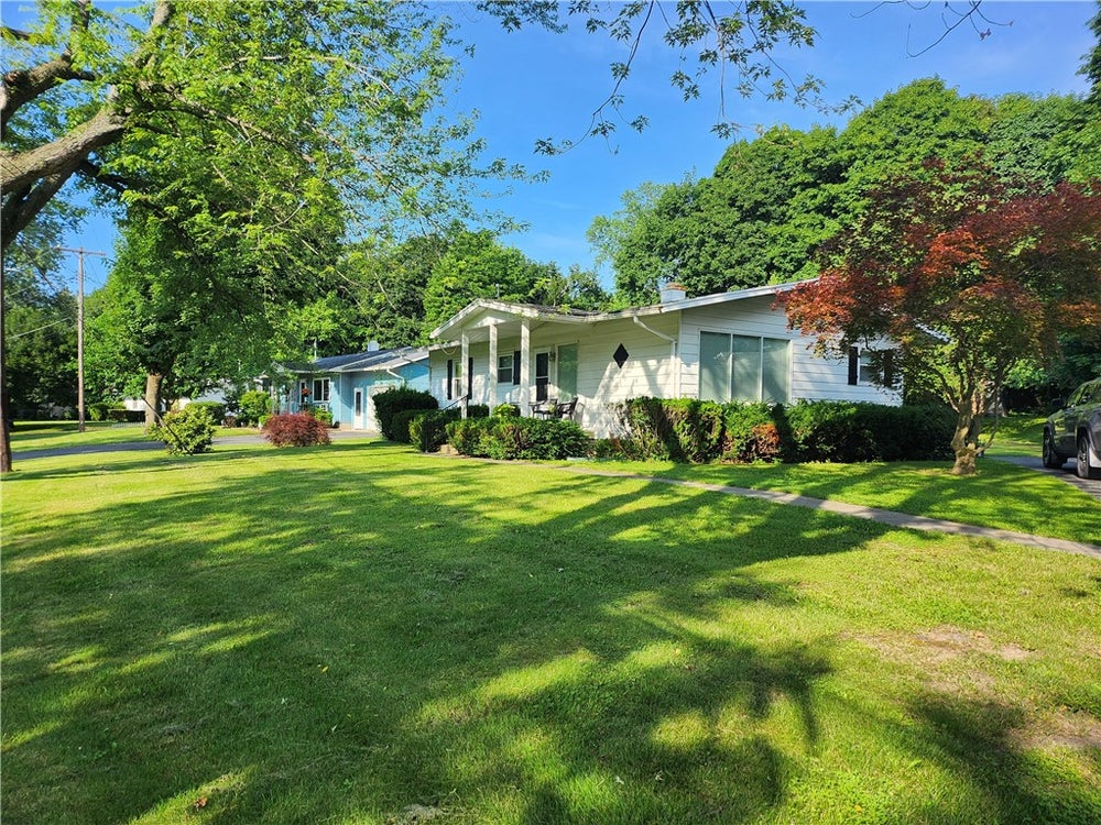 14 Sprucewood Drive, Geneva, NY 14456 MLS R1487983 Coldwell Banker