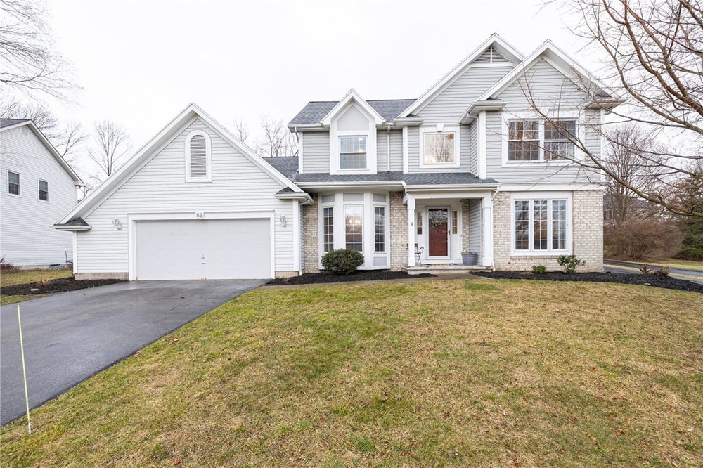 52 Valewood Run, Penfield, NY 14526 MLS R1523168 Coldwell Banker