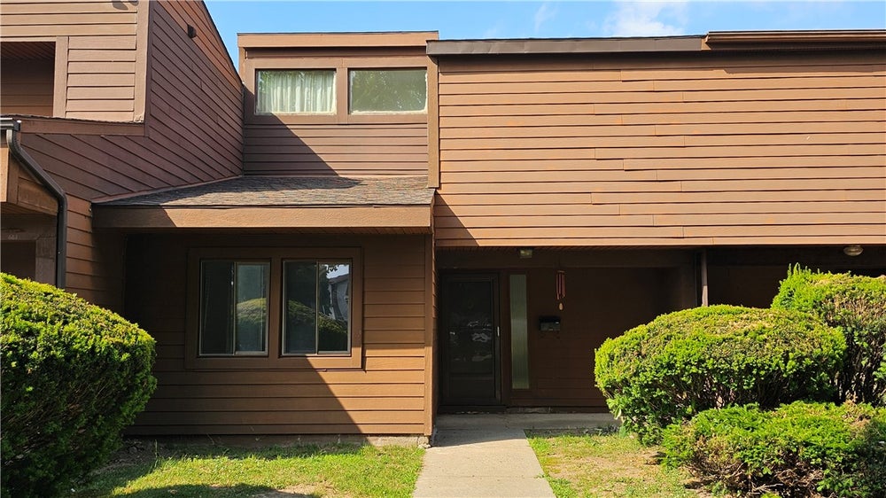 638 Village Boulevard N, Baldwinsville, NY 13027 MLS R1546830