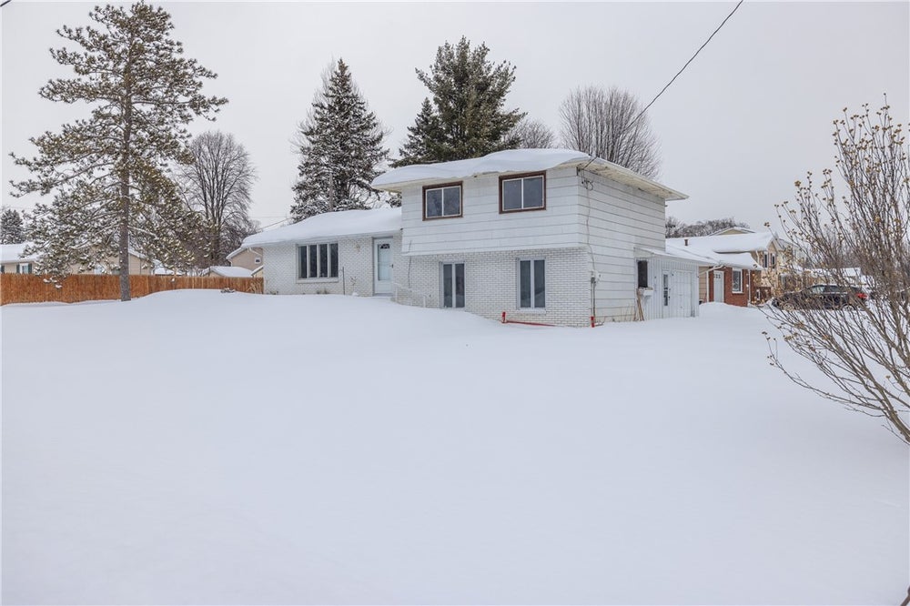 186 Gatewood Avenue, Rochester, NY 14624 - MLS# R1658750 - Coldwell Banker