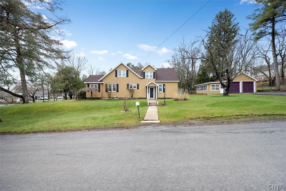 2827 Oneida Street, Utica, NY 13501 MLS S1526362 Coldwell Banker