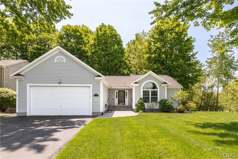 2010 Esprit Glade, Baldwinsville, NY 13027 MLS S1536072 Coldwell