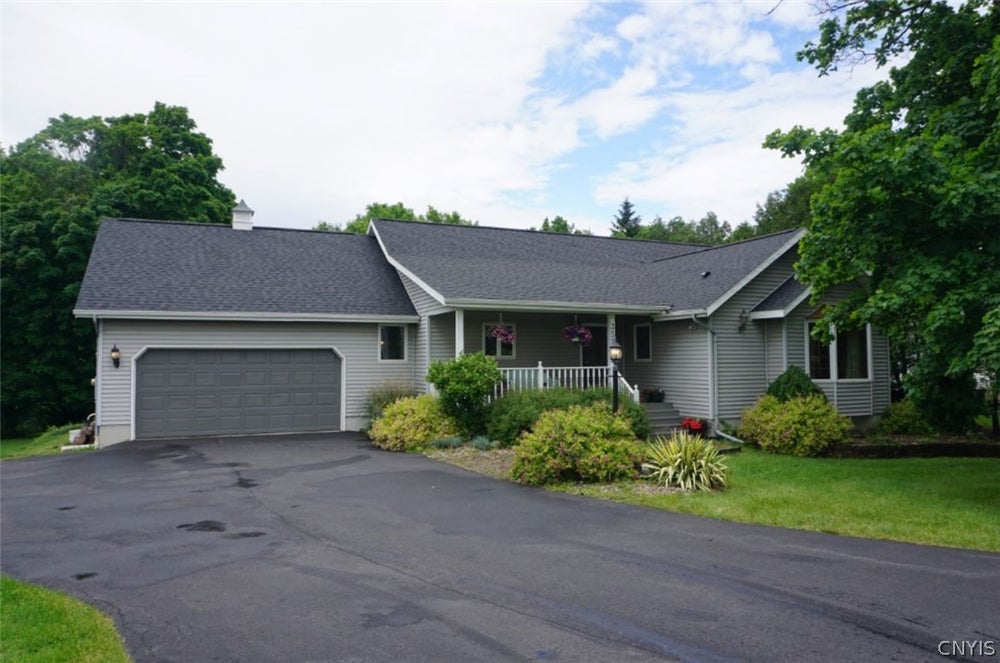 3521 Howlett Hill Road, Camillus, NY 13031 MLS S1541701 Coldwell