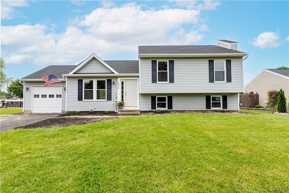 9513 Mount Shannon Drive, Brewerton, NY 13029 MLS S1542598