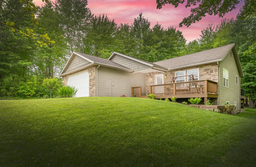 16019 King Road, Howard, OH 43028 MLS 224015577 Coldwell Banker