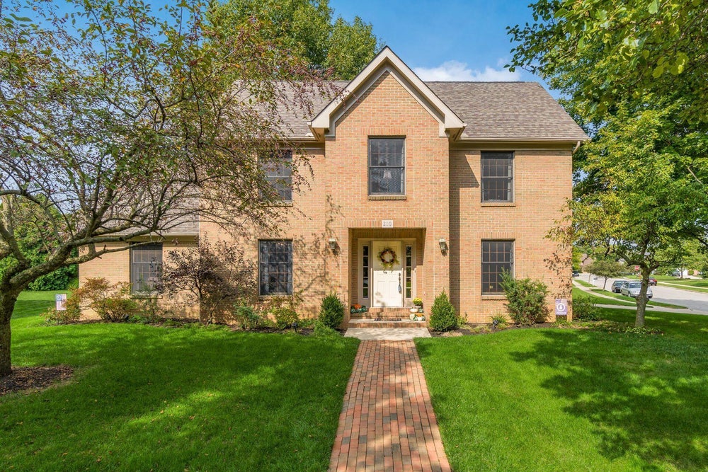 210 E Hocking Street, Canal Winchester, OH 43110 MLS 224020862