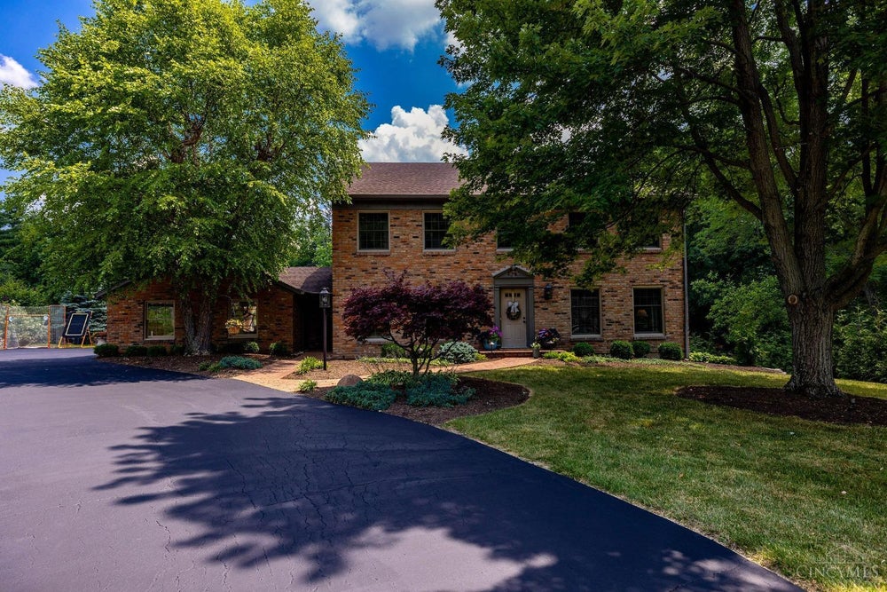 1176 Gleneagles Court, Delhi Twp, OH 45233 MLS 1809457 Coldwell Banker