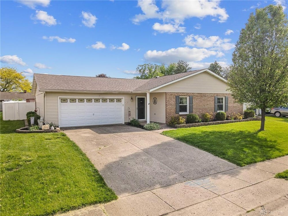 1819 Carol Drive, Piqua, OH 45356 MLS 910360 Coldwell Banker