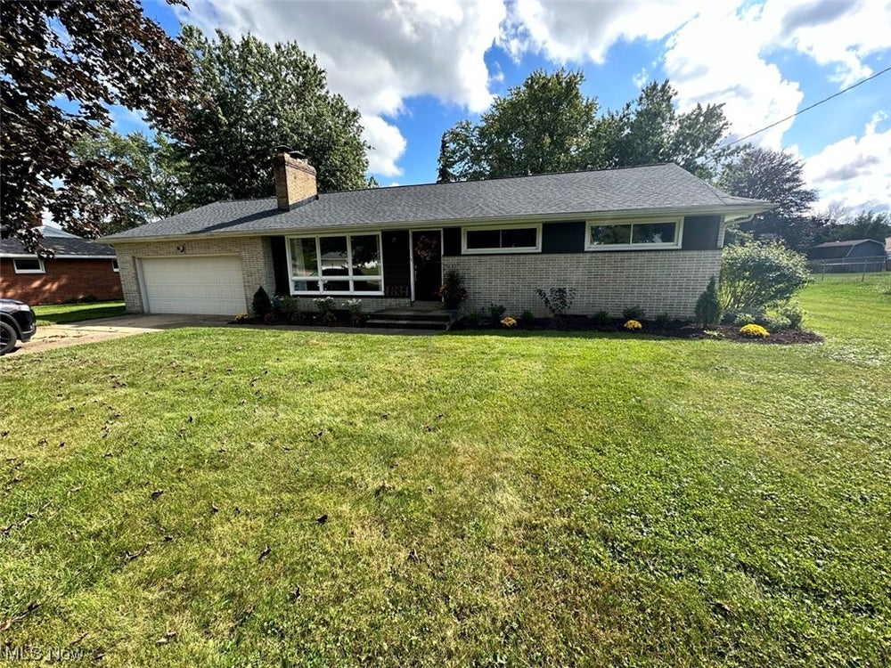 4834 Echovalley Nw Street, North Canton, OH 44720 MLS 4494959