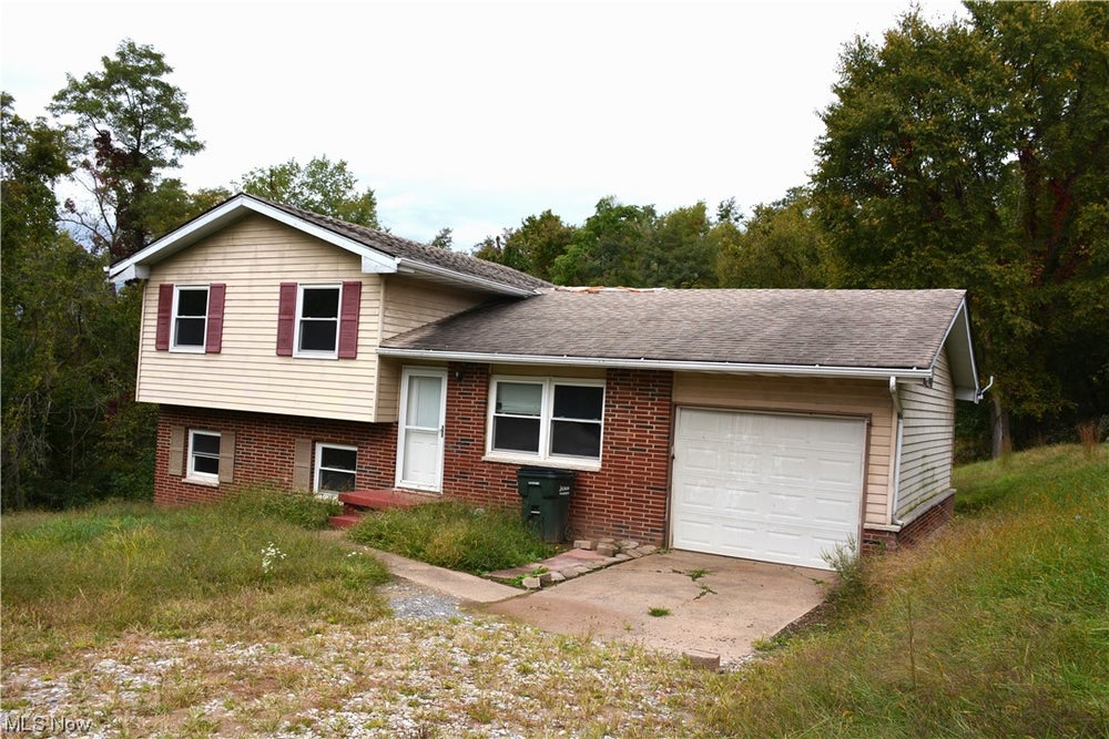 2791 Roberts Ridge Road, Moundsville, WV 26041 MLS 4497818