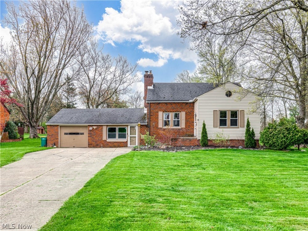 850 Ridgeview Drive, Seven Hills, OH 44131 MLS 5033472 Coldwell Banker