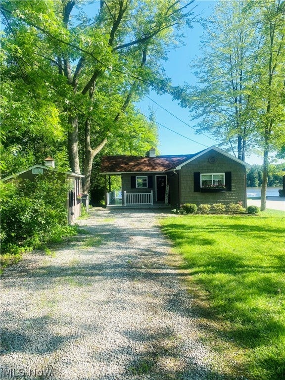 17109 Pointview Avenue, Lake Milton, OH 44429 MLS 5043393 Coldwell