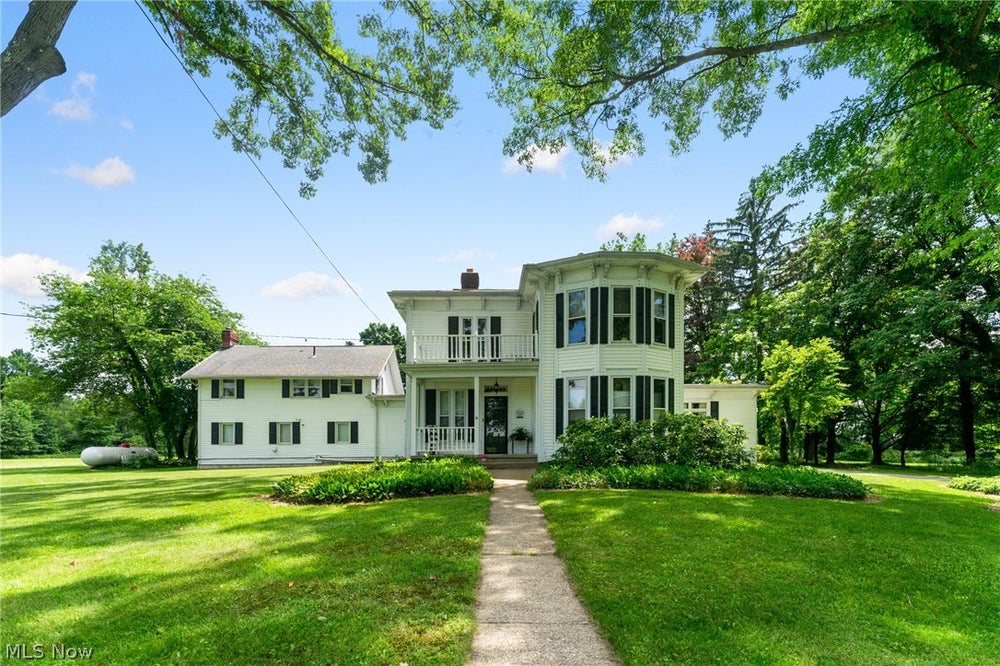 1549 E Garfield Road, New Springfield, OH 44443 MLS 5045738