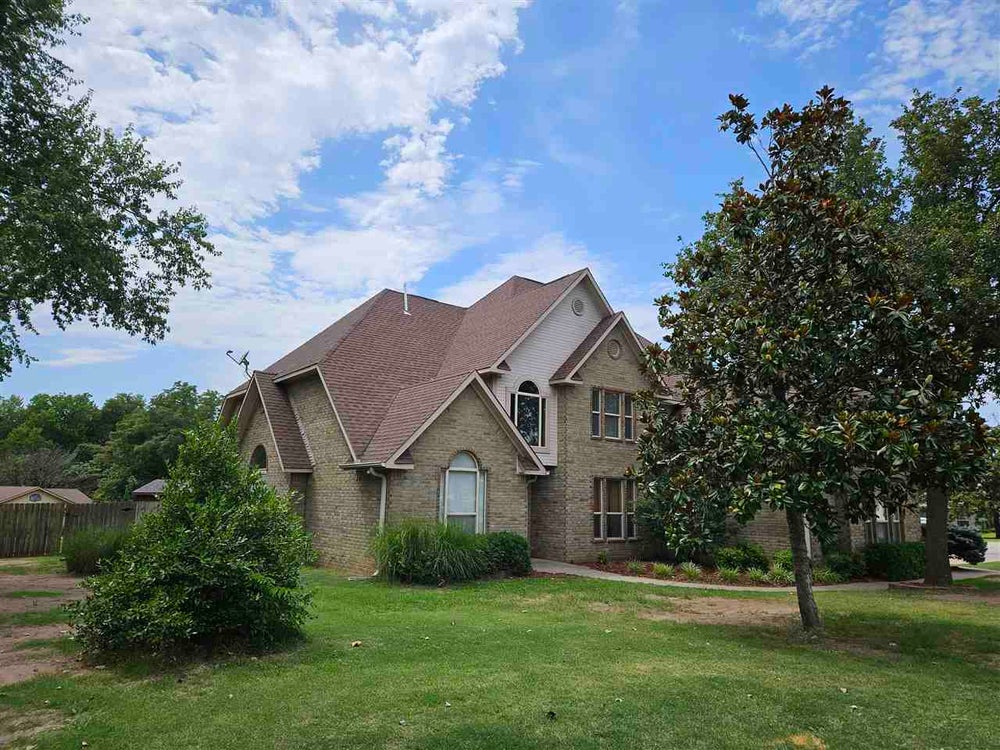 200 Hanna Dr, Ponca City, OK 74604 MLS 39023 Coldwell Banker