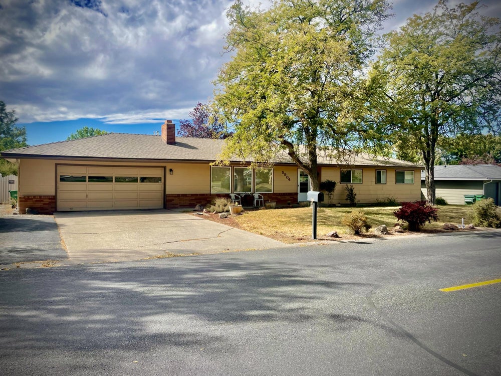 5904 Harlan Drive, Klamath Falls, OR 97603 MLS 220170077 Coldwell