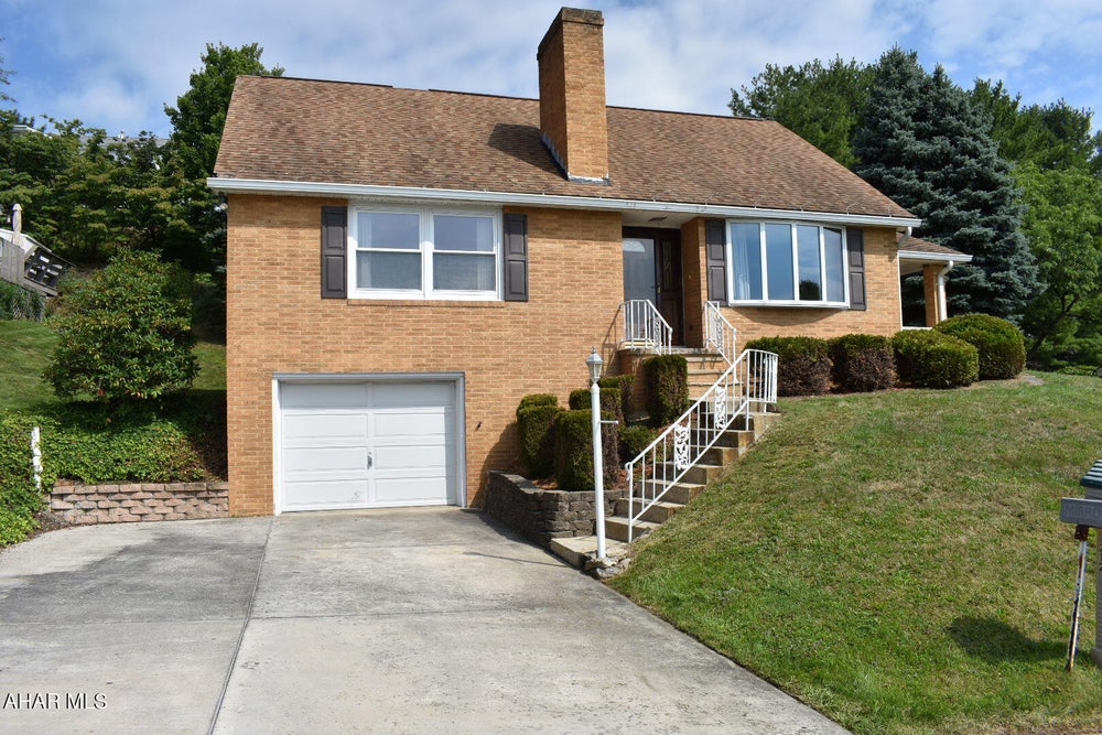 212 E Alta Avenue, Altoona, PA 16601 MLS 73159 Coldwell Banker