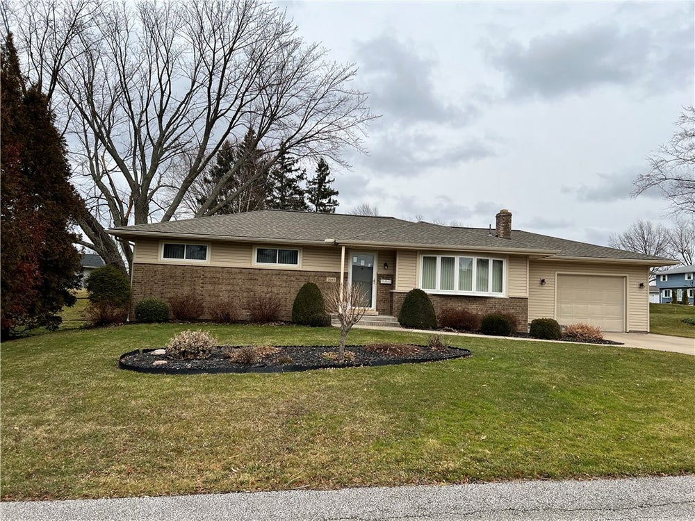 3645 Lansing Way, Erie, PA 16506 MLS 173874 Coldwell Banker