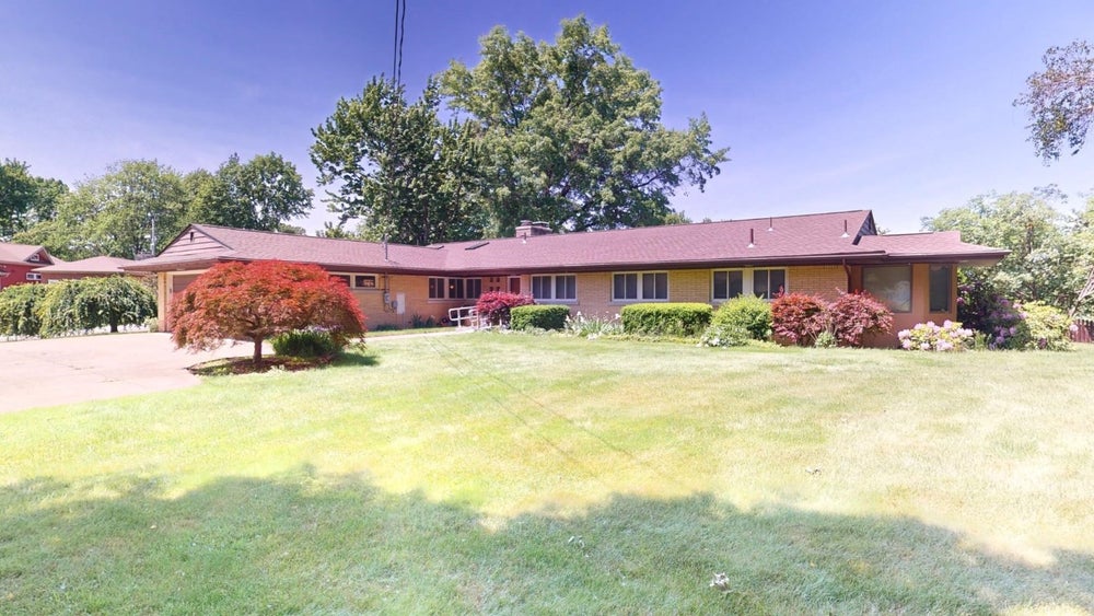 4030 Plaza Drive, Millcreek, PA 16506 MLS 177278 Coldwell Banker