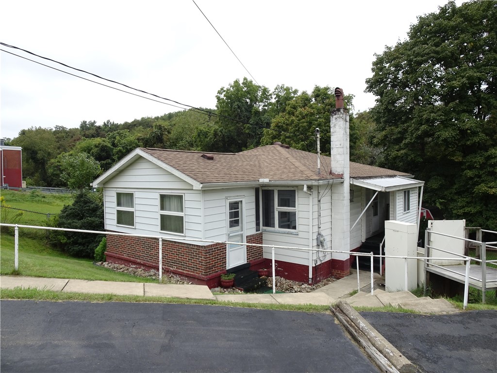 11893 Dartmoor Dr., Irwin, PA 15642 - MLS# 1624847 - Coldwell Banker