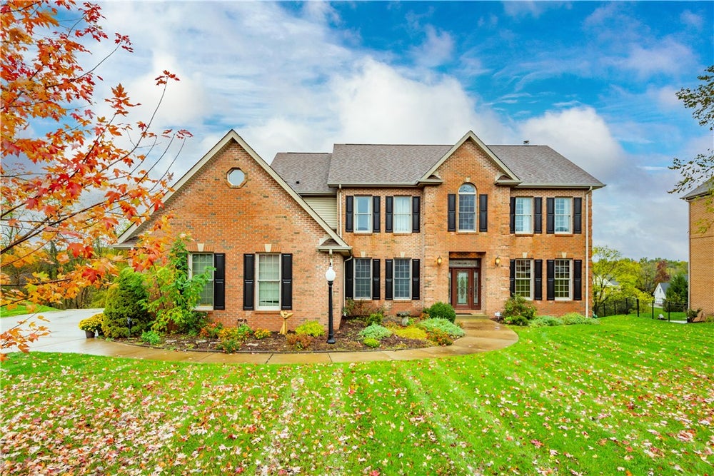 4 Presidential Lane, Valencia, PA 16059 MLS 1636597 Coldwell Banker