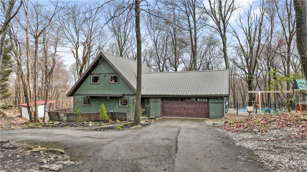 166 Horse Shoe Bend Road, Acme, PA 15610 MLS 1647994 Coldwell Banker