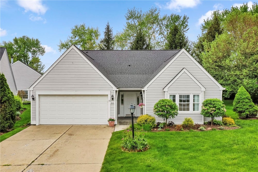 203 Cambridge Dr, Springdale Twp, PA 15049 MLS 1651404 Coldwell Banker