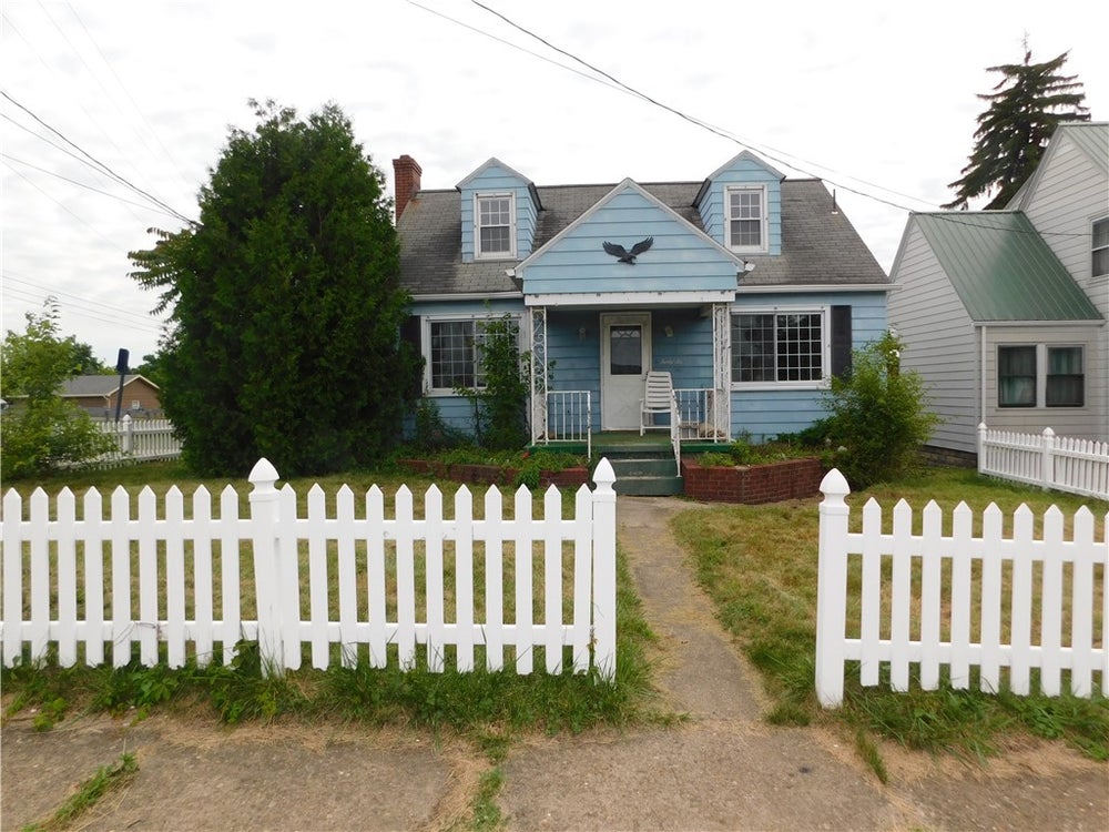 36 Woodlawn Avenue, Uniontown, PA 15401 MLS 1657536 Coldwell Banker