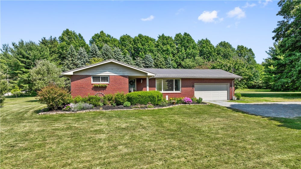 196 Ankney Hill, Acme, PA 15610 MLS 1658894 Coldwell Banker