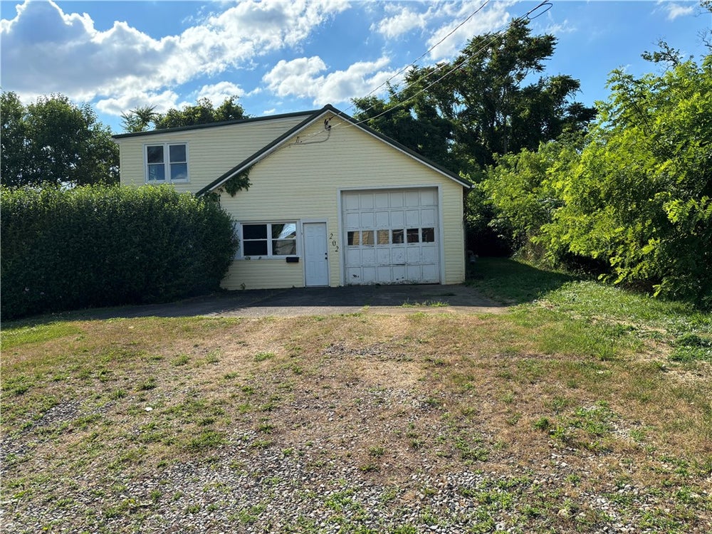 202 Crossland Ave, Uniontown, PA 15401 MLS 1660571 Coldwell Banker
