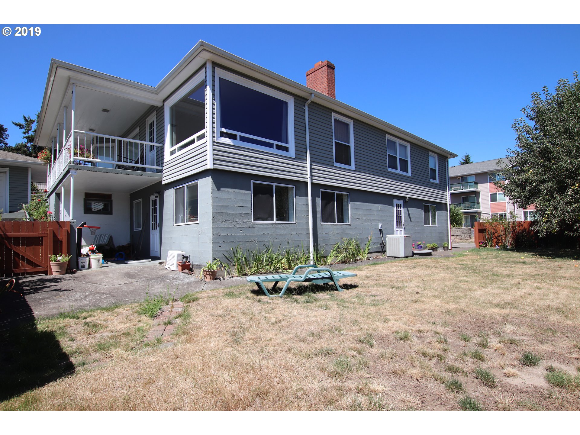 Listing view 3