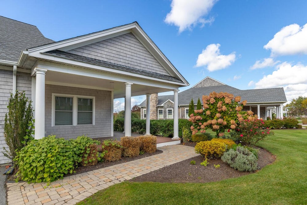 12 Rebels Way, Portsmouth, RI 02871 MLS 1346362 Coldwell Banker