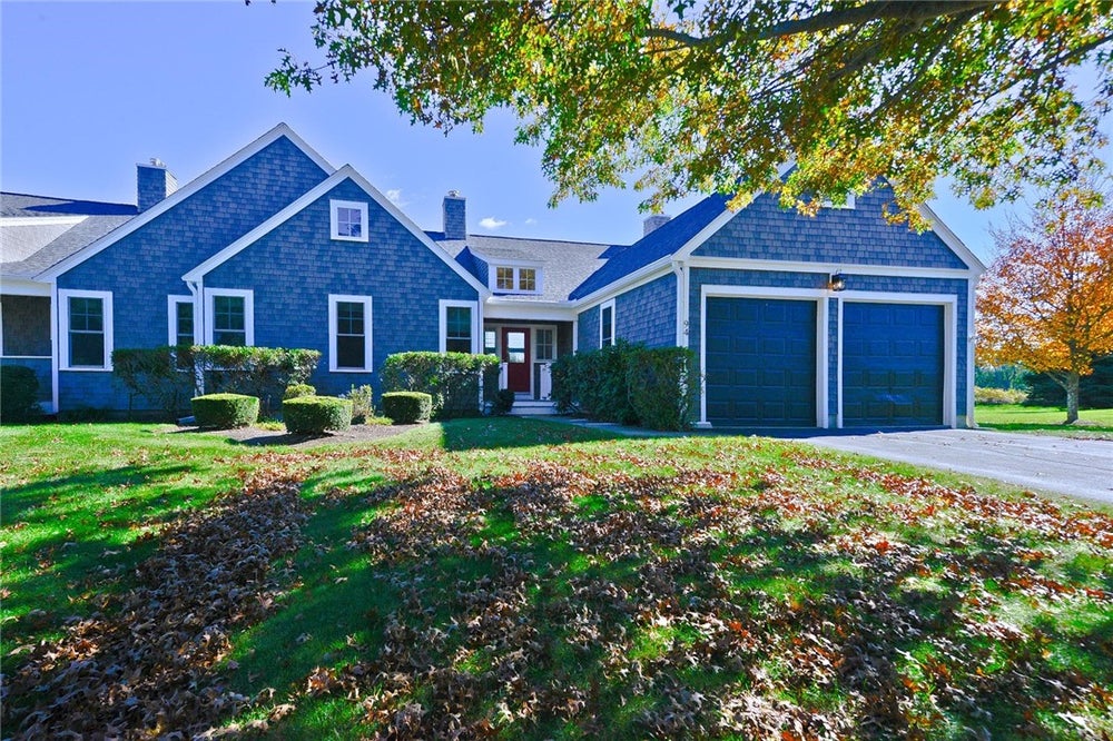 94 Storm King Drive, Portsmouth, RI 02871 MLS 1346702 Coldwell Banker