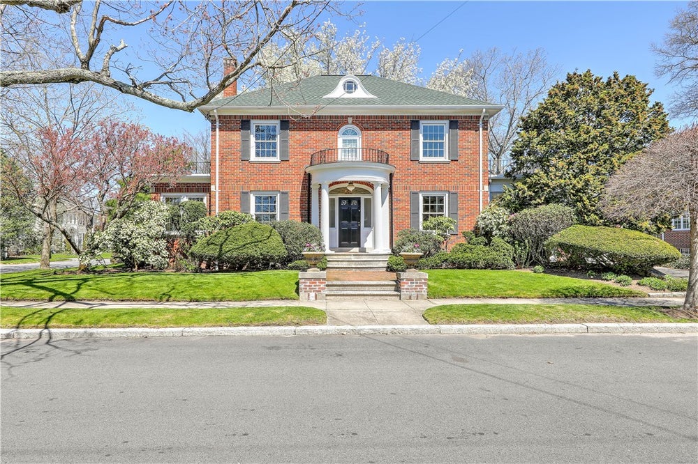 242 Freeman Parkway, Providence, RI 02906 MLS 1357490 Coldwell Banker