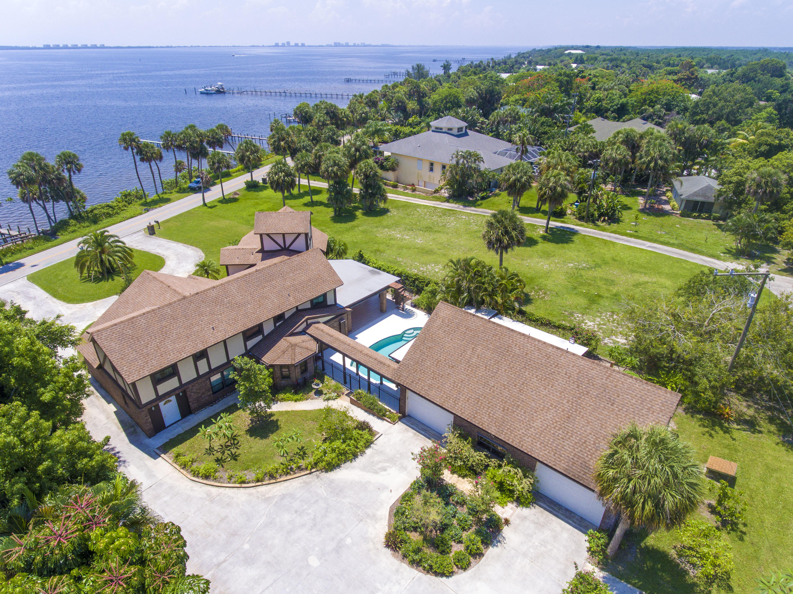 8111 S Indian River Drive, Fort Pierce, FL 34982 MLS RX10627838