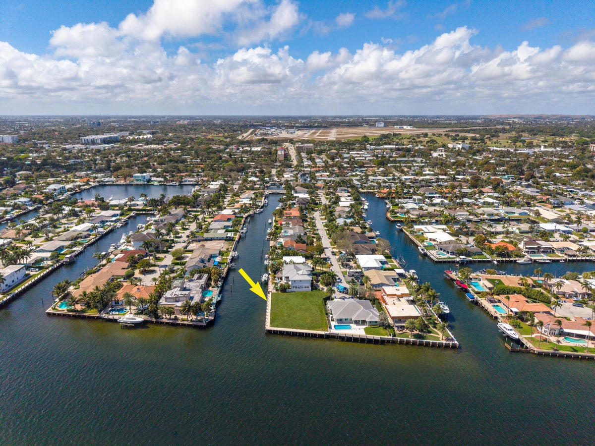 2748 NE 10th St., Pompano — Harbor Village Waterfront photo 2