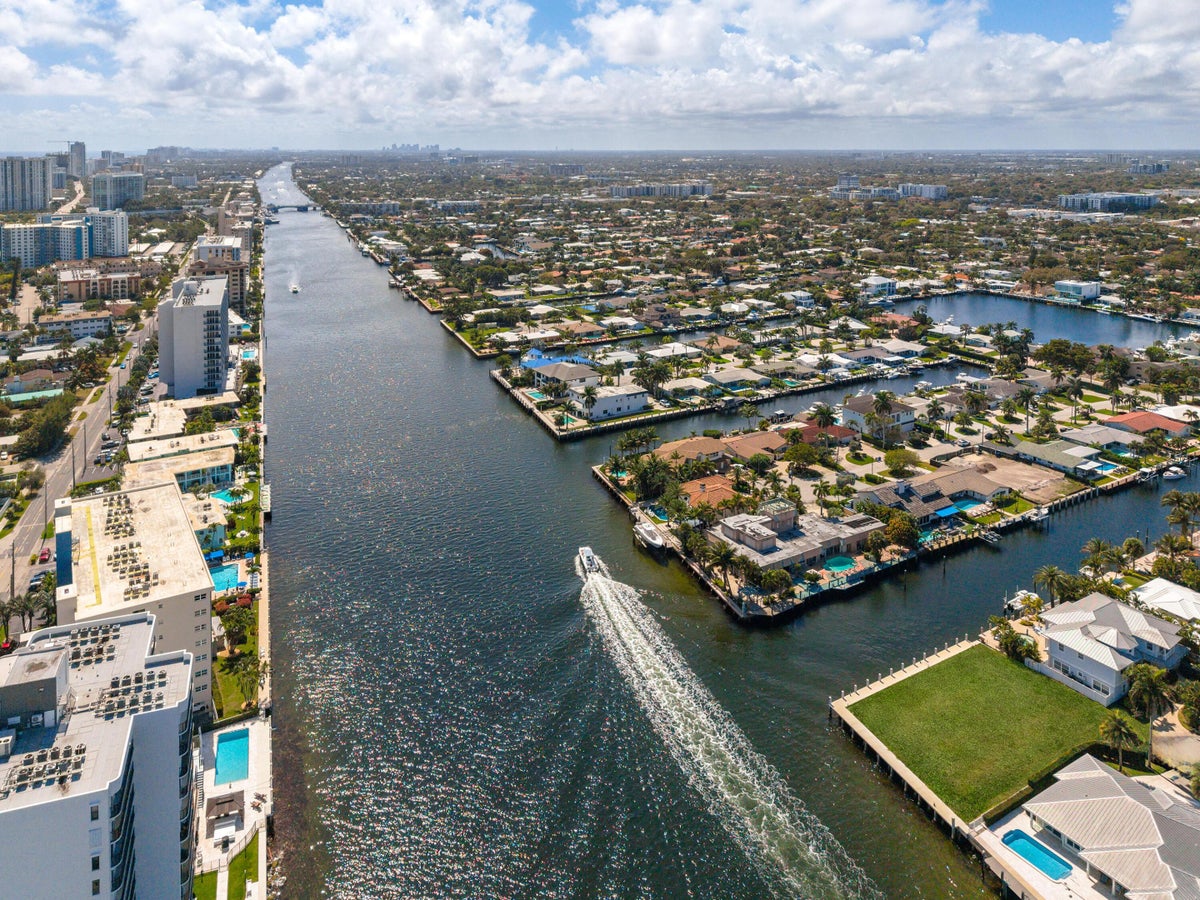 2748 NE 10th St., Pompano — Harbor Village Waterfront photo 4