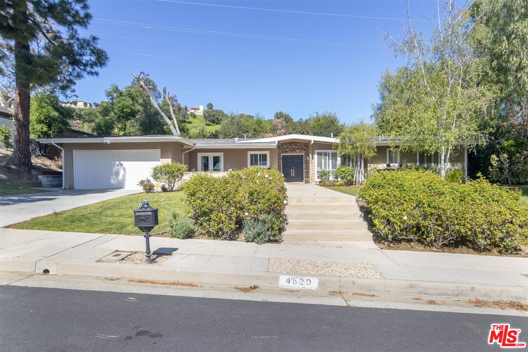 Address Withheld By Seller, Tarzana, CA 91356 - MLS# 24-378667 ...