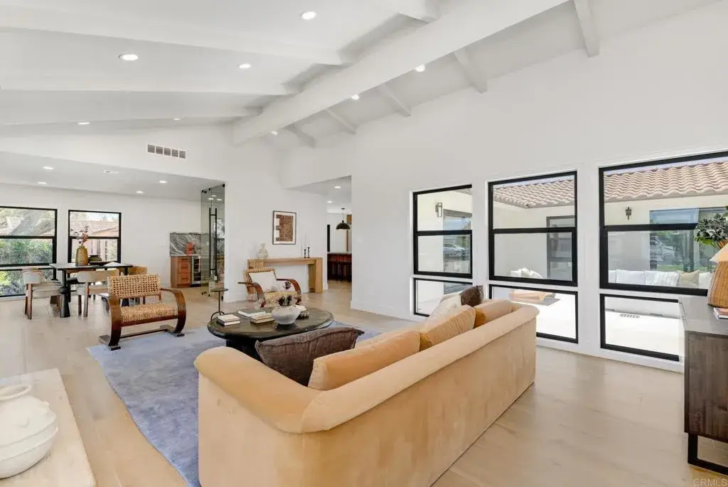 8838 La Jolla Scenic Drive North, La Jolla, CA 92037 - MLS